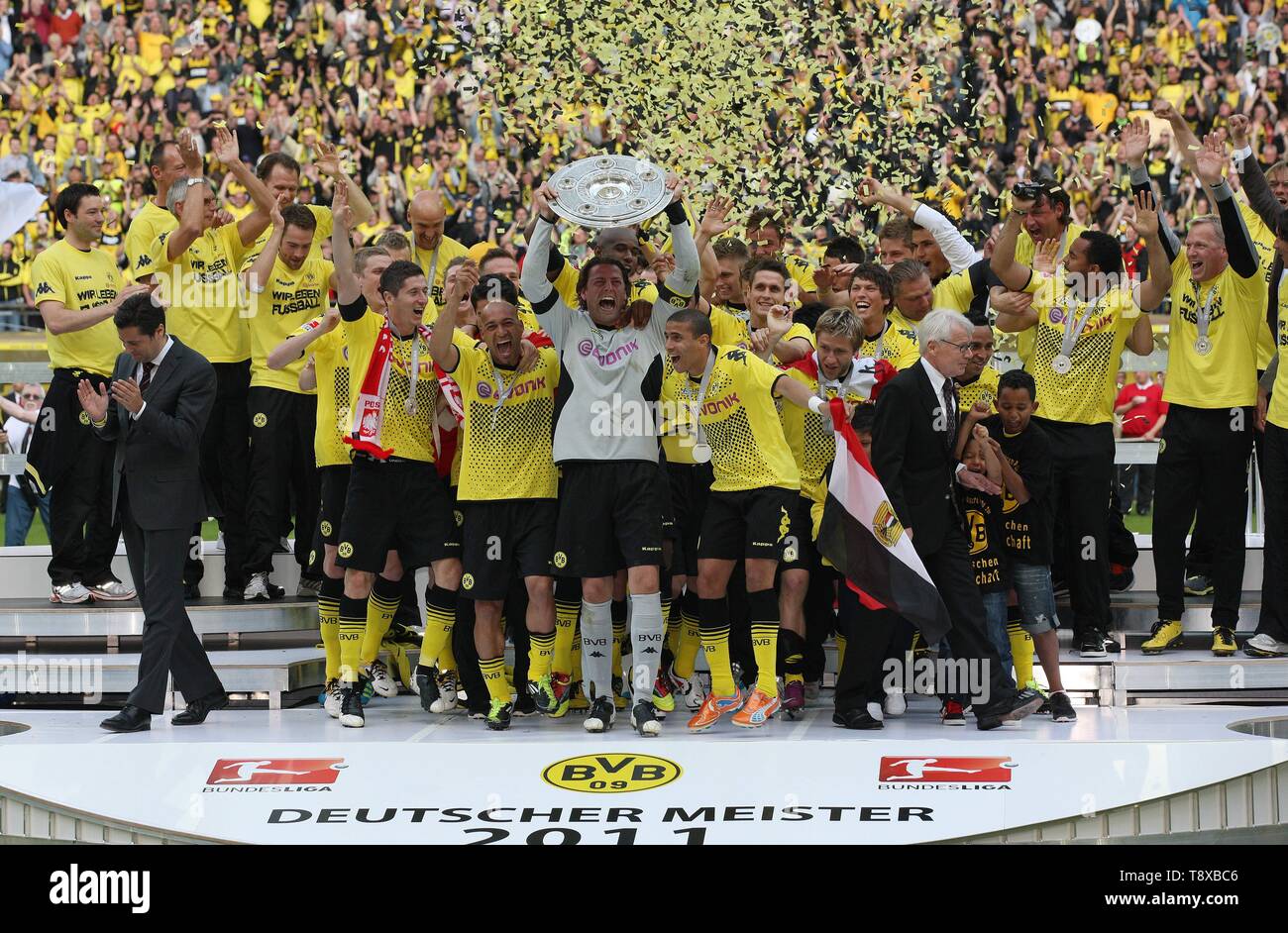 borussia dortmund 2010 2011