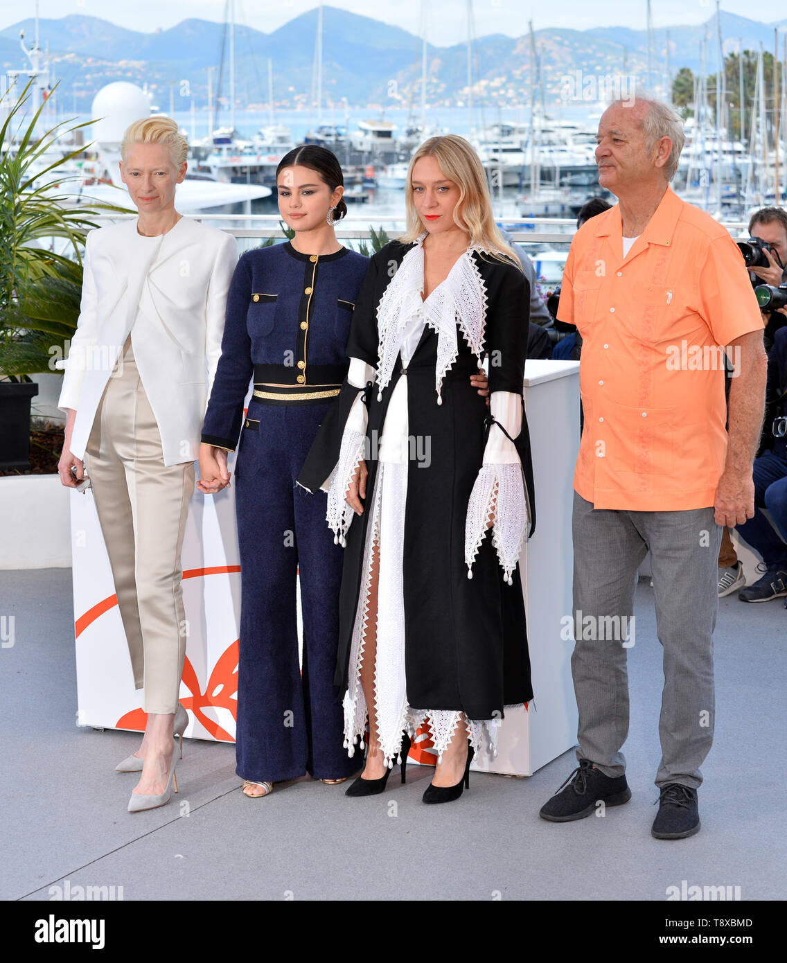 Cannes, France. 15th May, 2019. CANNES, FRANCE. May 15, 2019: Tilda Swinton, Selena Gomez, Chloe Sevigny & Bill Murray at the photocall for 'The Dead Don't Die' at the 72nd Festival de Cannes. Picture Credit: Paul Smith/Alamy Live News Stock Photo