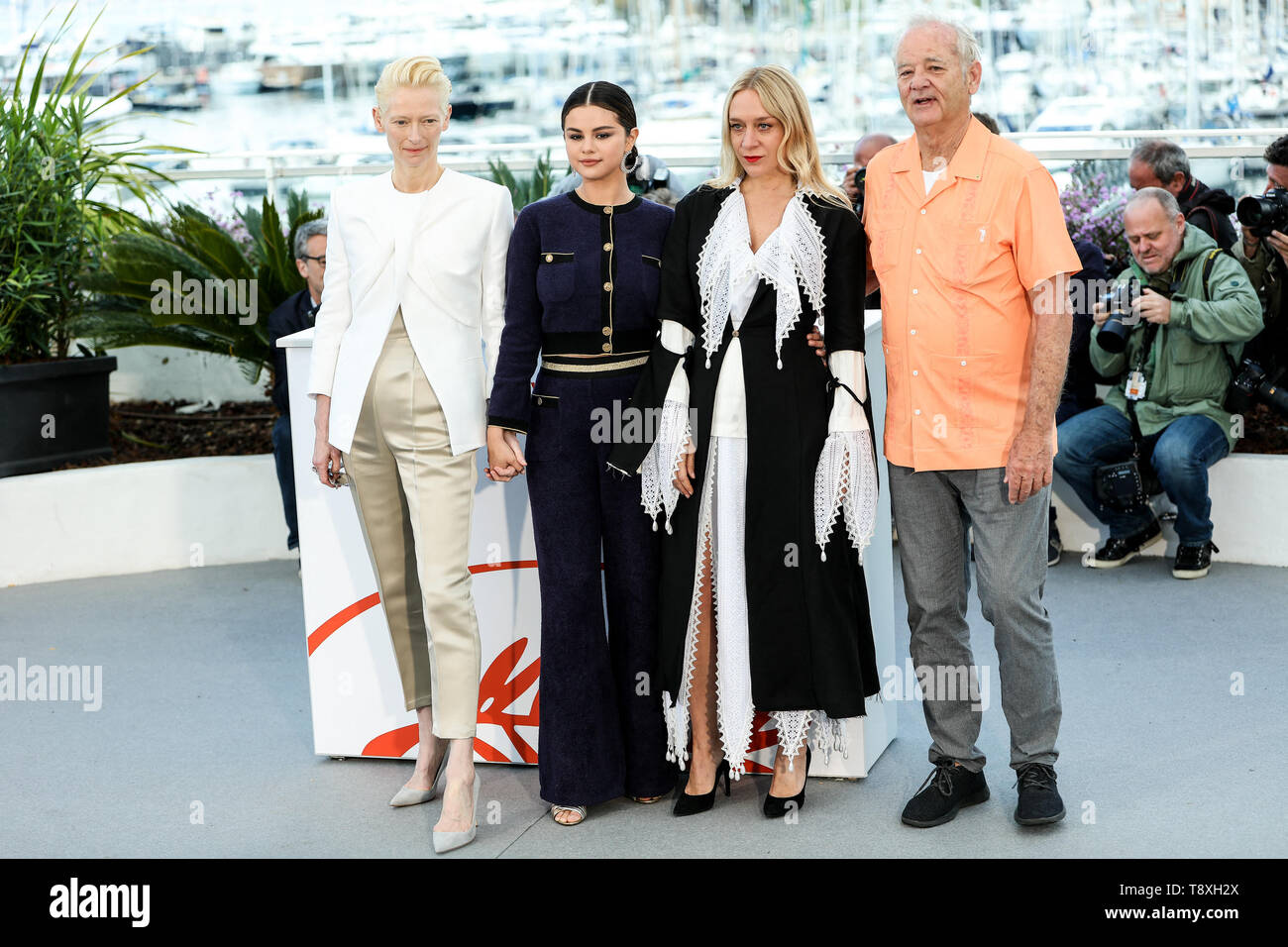 Cannes, France. 15th May, 2019. CANNES - MAY 15: Tilda SWINTON, Selena GOMEZ, Chloë SAVIGNY and Bill MURRAY on THE DEAD DON'T DIE Photocall during the 2019 Cannes Film Festival on May 15, 2019 at Palais des Festivals in Cannes, France. (Photo by Lyvans Boolaky/imageSPACE) Credit: Imagespace/Alamy Live News Stock Photo