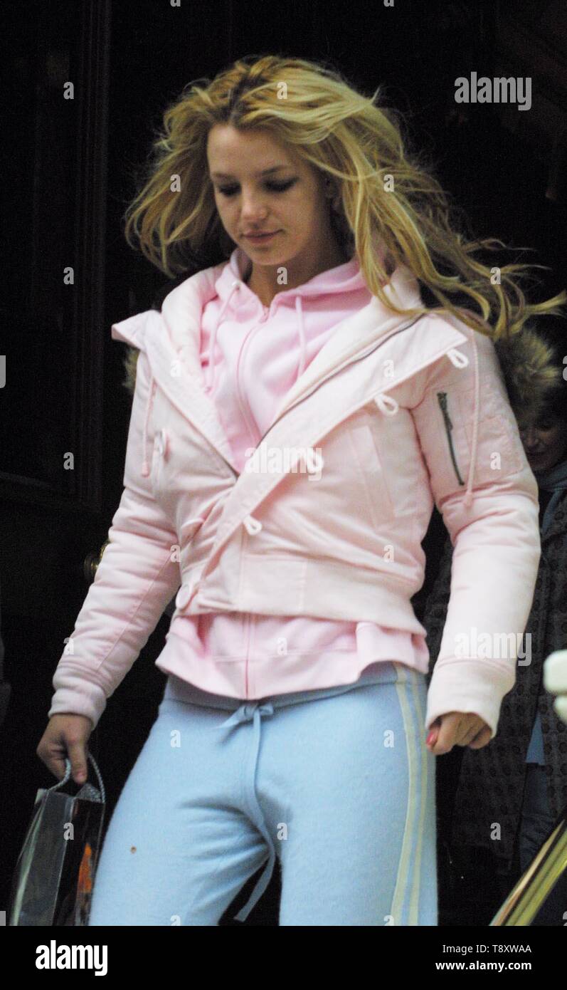 Katta kokrakli seksual Teylor