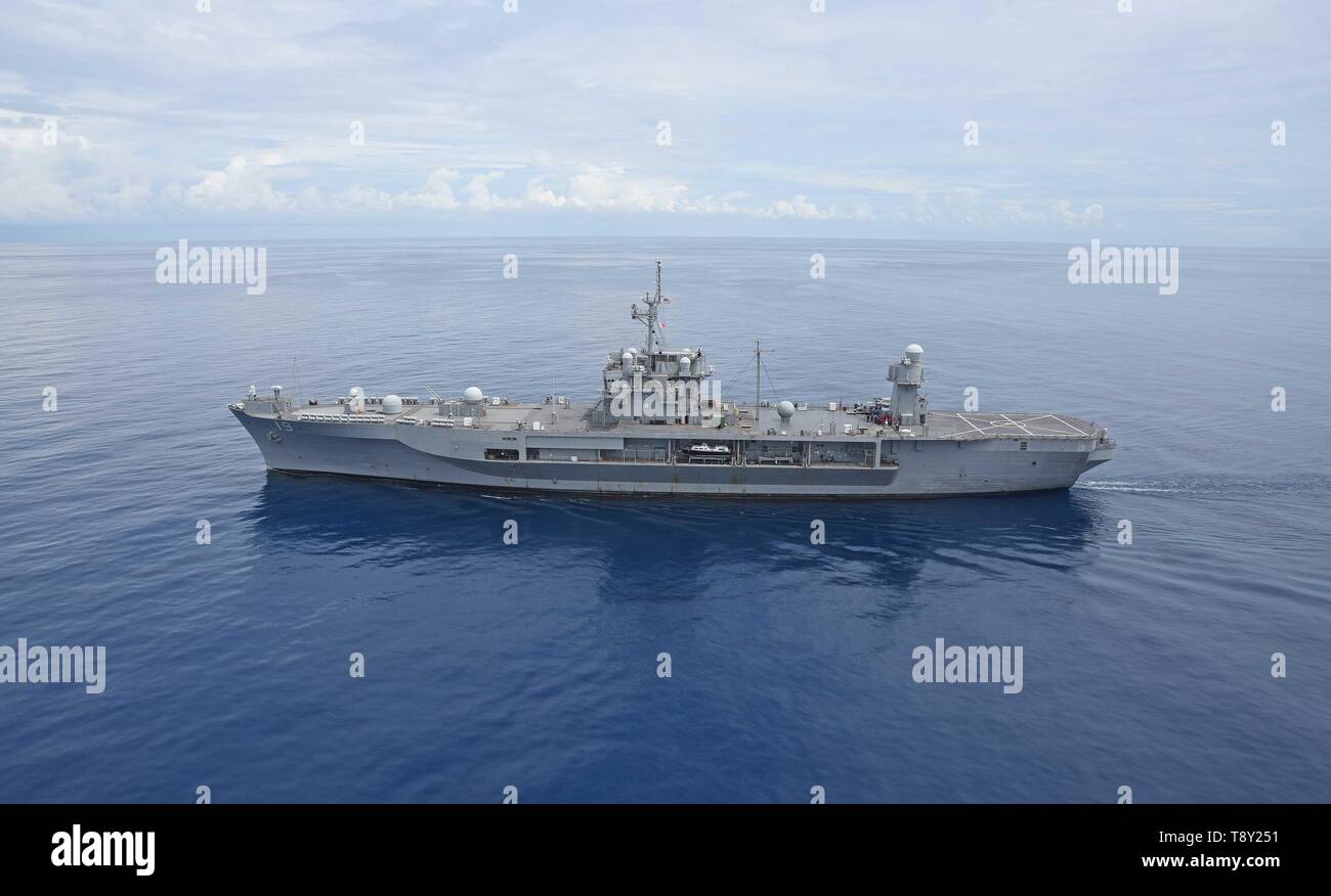 Amphibious command ship hi-res stock photography and images - Alamy