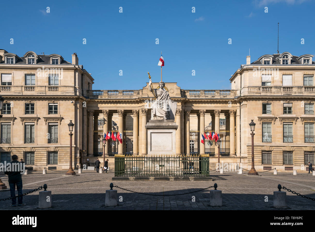 Sitz der französischen Nationalversammlung Palais Bourbon, Paris, Frankreich  |  seat of the French National Assembly Palais Bourbon, Paris, France Stock Photo