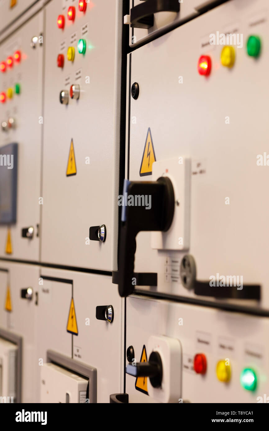 Power distribution hires stock photography and images Alamy