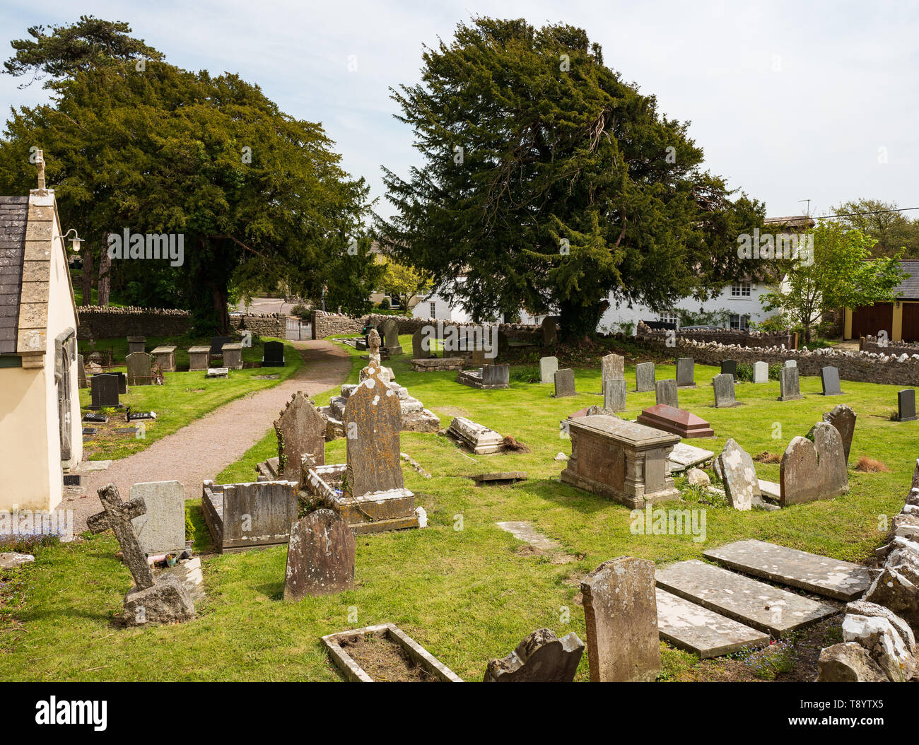 Colwinston, Wales - Village church graveyard Stock Photo - Alamy