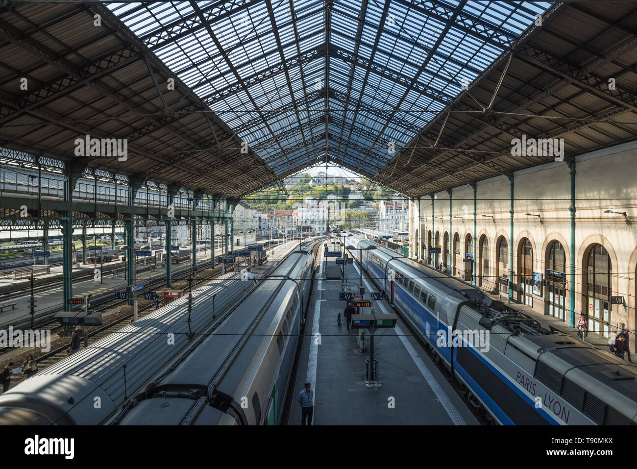 Lyon, Bahnhof Perrache Lyon, Perrache Station Stock Photo Alamy