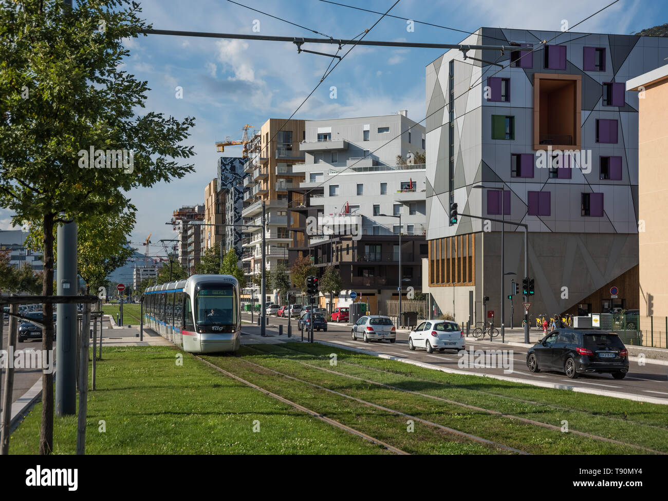 Grenoble, Tramway, Avenue des Martyrs Stock Photo Alamy