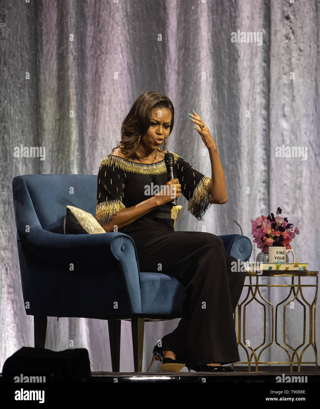 Barack and michelle obama 2019 hi-res stock photography and images - Alamy
