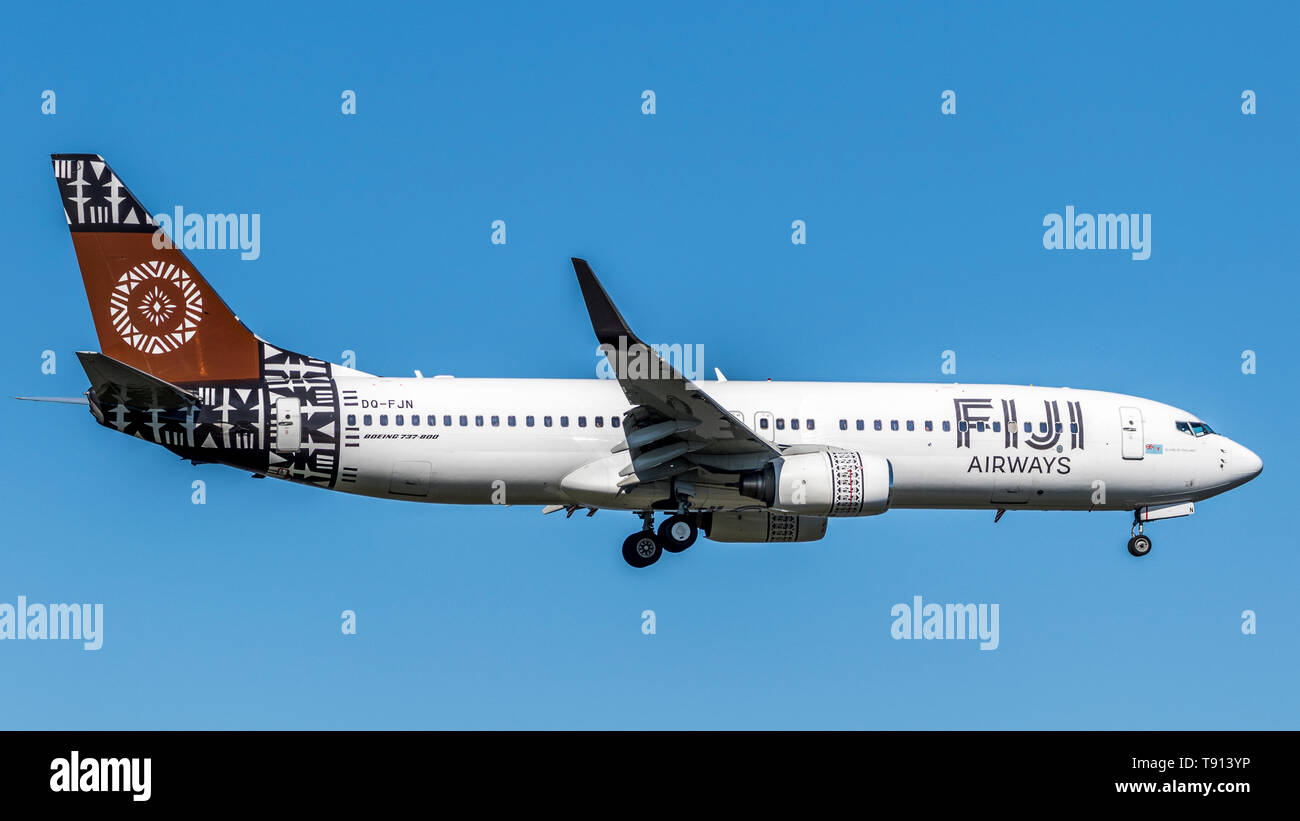 Fiji Airways Boeing 737-808 DQ-FJN at AKL airport, NZ Stock Photo
