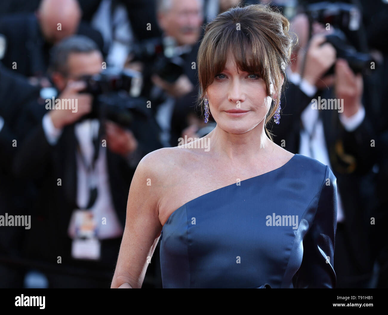 Cannes, France. 15th May, 2019. CANNES, FRANCE - MAY 15: Carla Bruni attends the screening of 'Les Miserables' during the 72nd Cannes Film Festival ( Credit: Mickael Chavet/Alamy Live News Stock Photo