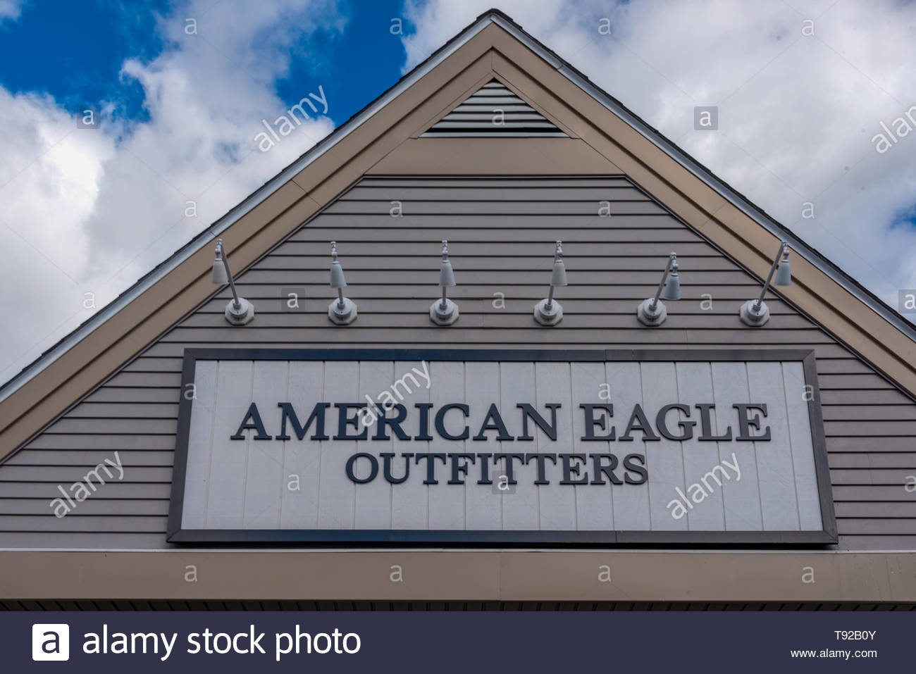 American Eagle Outfitters Store Stock Photos & American Eagle Outfitters Store Stock Images Alamy