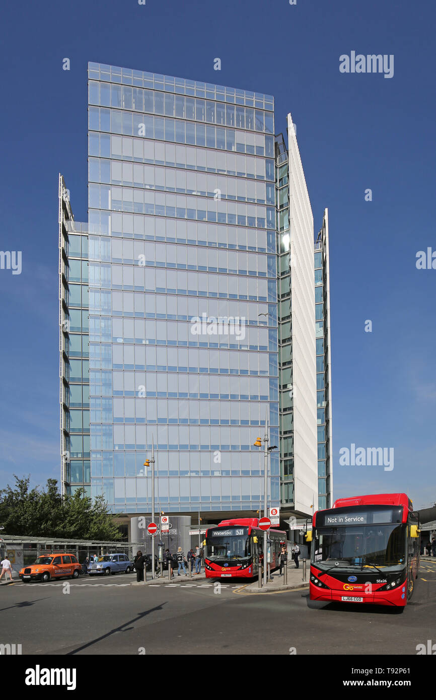 The new London Bridge bus station and taxi rank in front of The News Building, London offices of Rupert Murdoch's News Corporation. Stock Photo