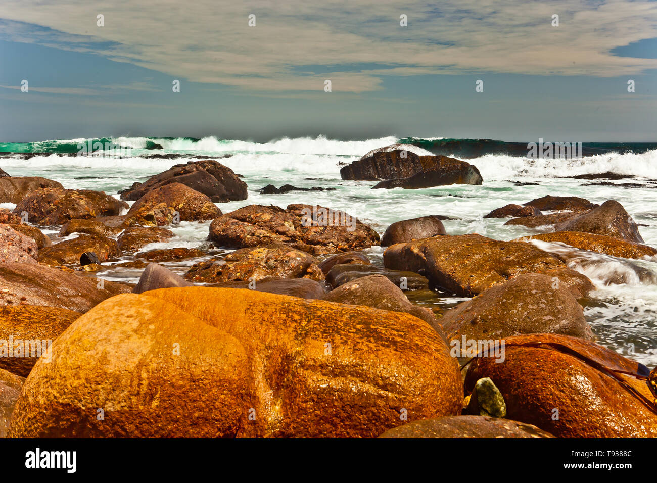 Peru Breaking Rocks Ika peru hi-res stock photography and images - Alamy