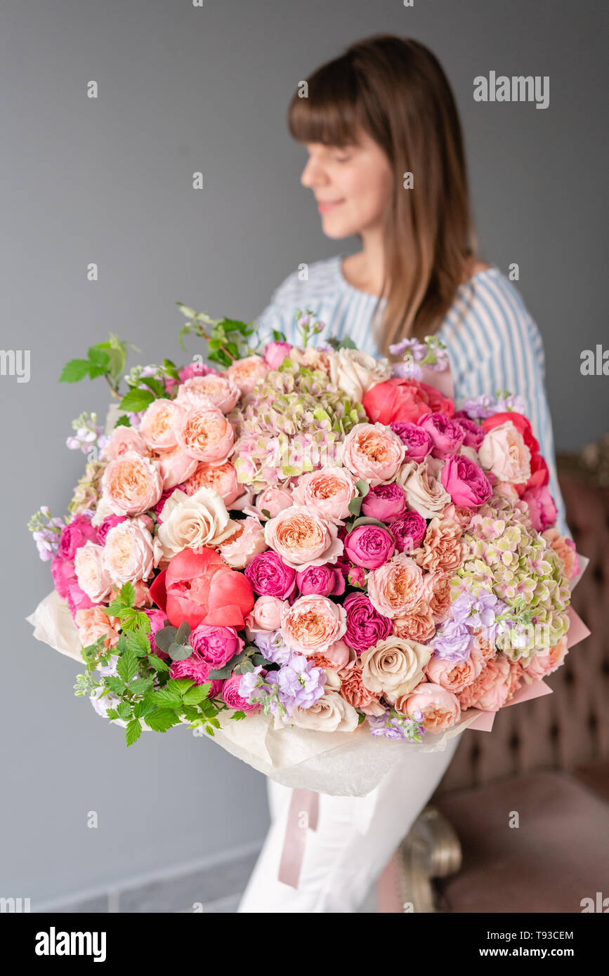 Всегда в моих мыслях Букет цветов: коллекция из 1-800 цветов - Veldkamp's Flowers Denver Florist Свежесрезанные цветы Доставка по всей стране в тот же день