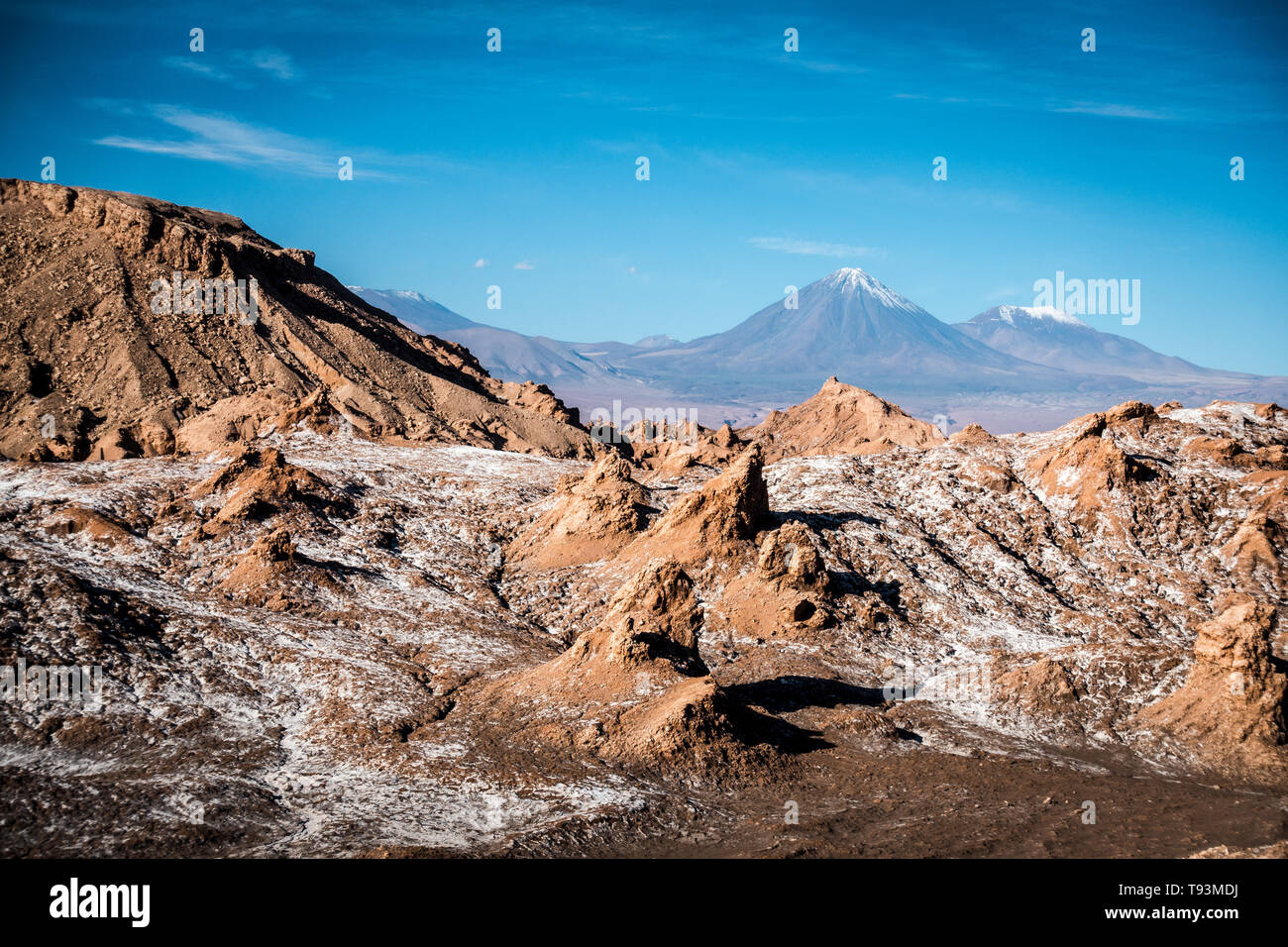 The incredible red rocks of the Moon Valley Valle de la luna near San ...