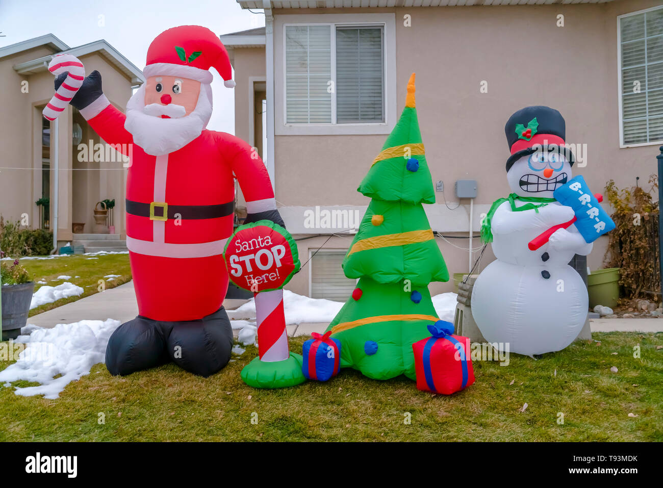 Inflatable Christmas Decorations High Resolution Stock Photography And Images Alamy