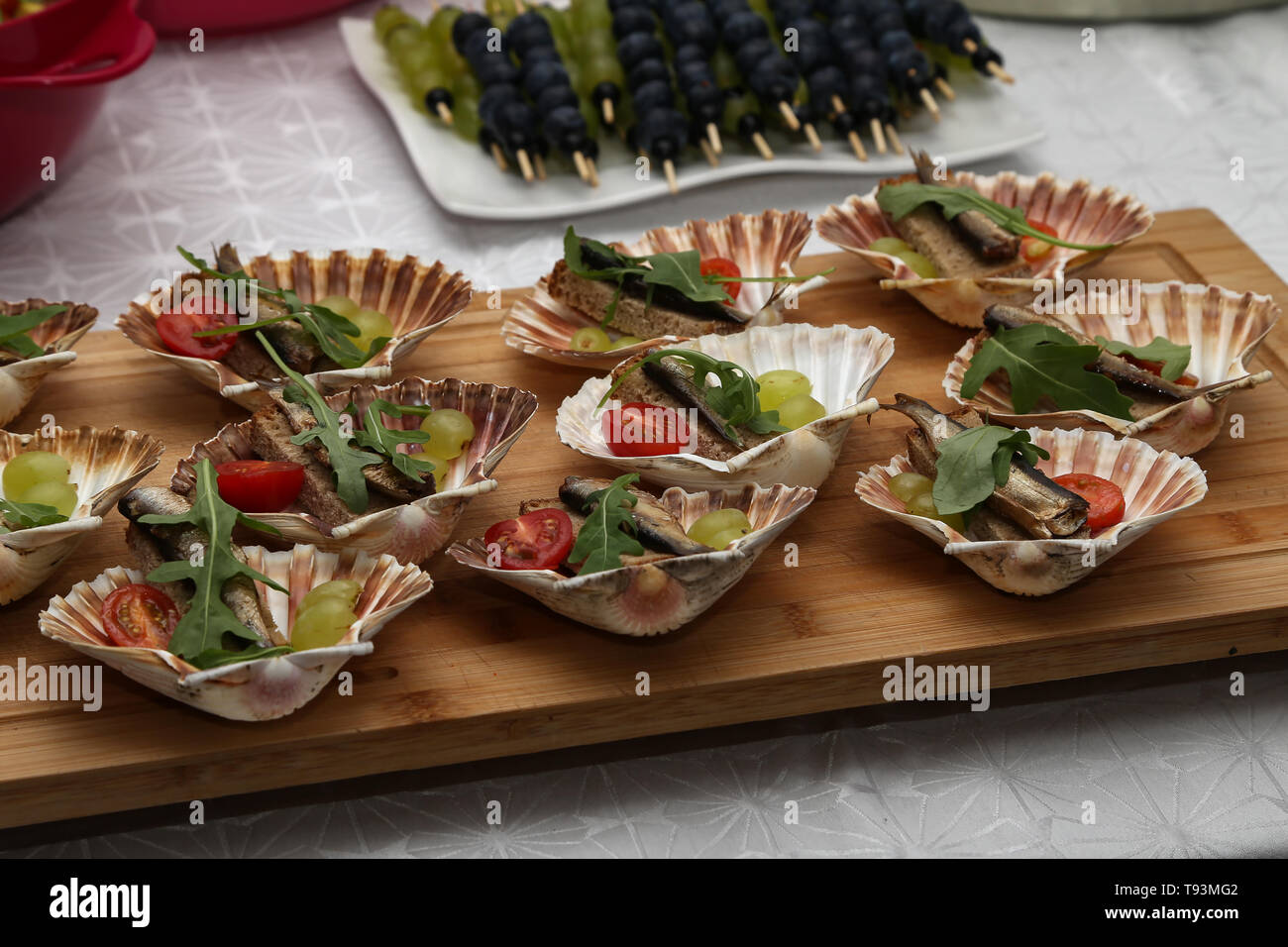 Snack With Shell Seafood shells shellfish fish hi-res stock photography and images - Alamy
