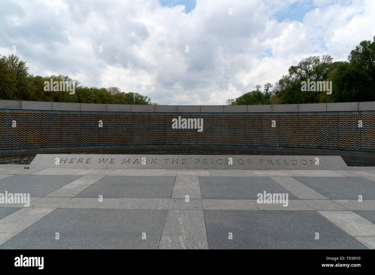 WASHINGTON DC, USA - APRIL 27 2019 - Many tourist at World War II Memorial monument and fountain Stock Photo