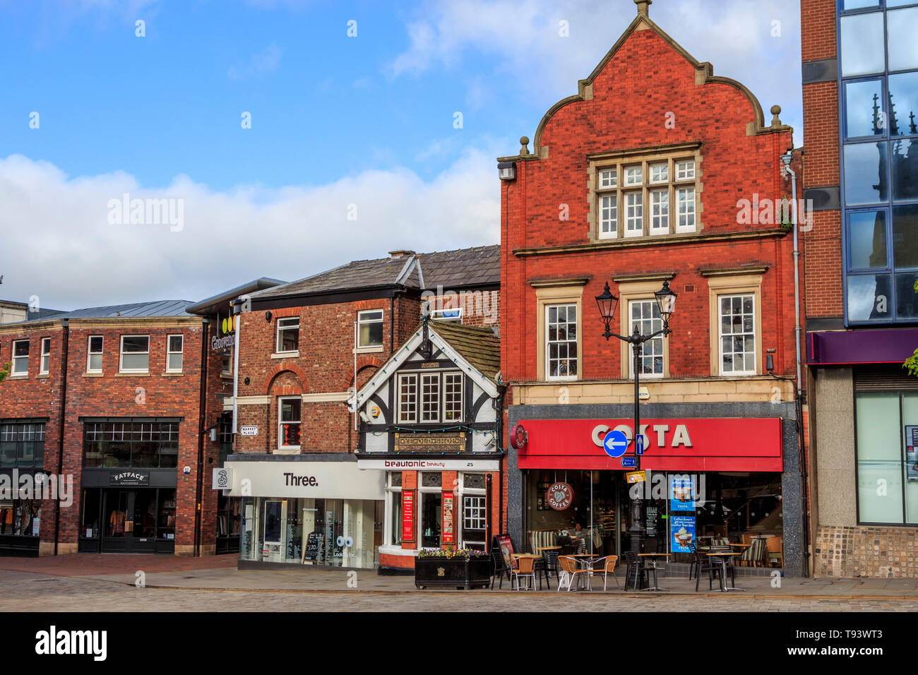 Macclesfield town centre high street hires stock photography and