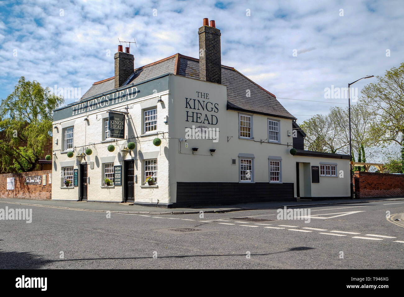 The Kings Head pub, Southminster Stock Photo Alamy