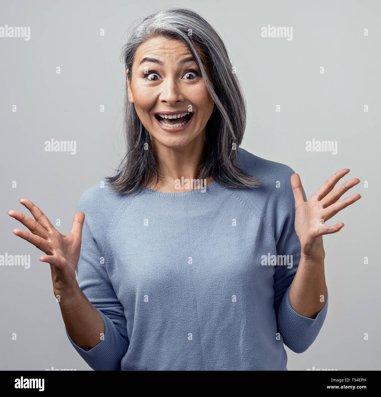 Asian woman mature hi-res stock photography and images - Alamy