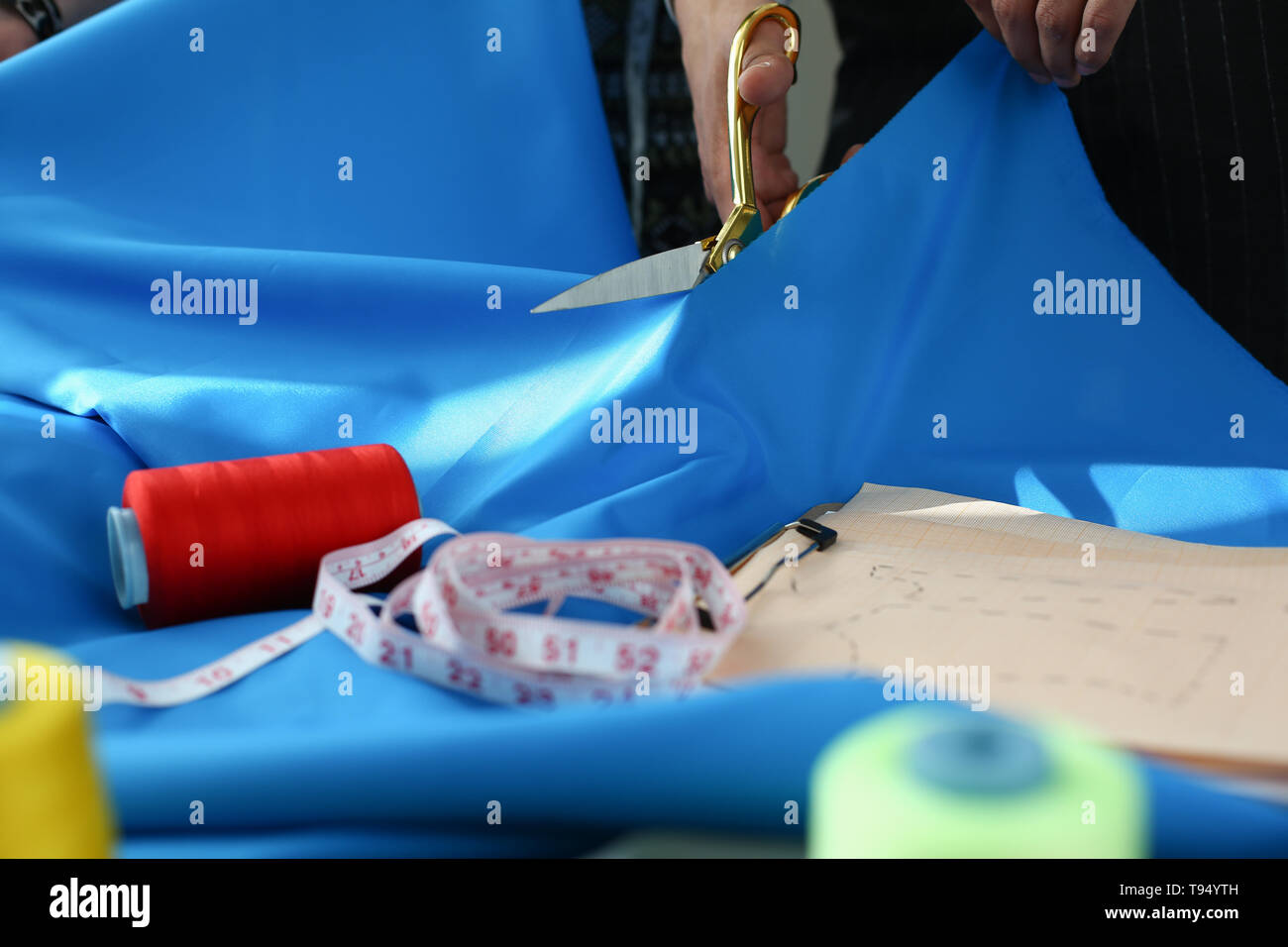 Custom tailoring hires stock photography and images Alamy