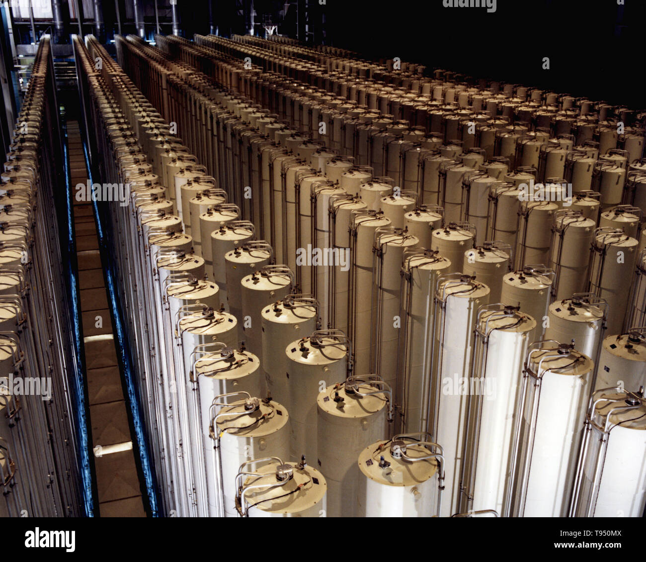 Cascade of gas centrifuges hires stock photography and images Alamy
