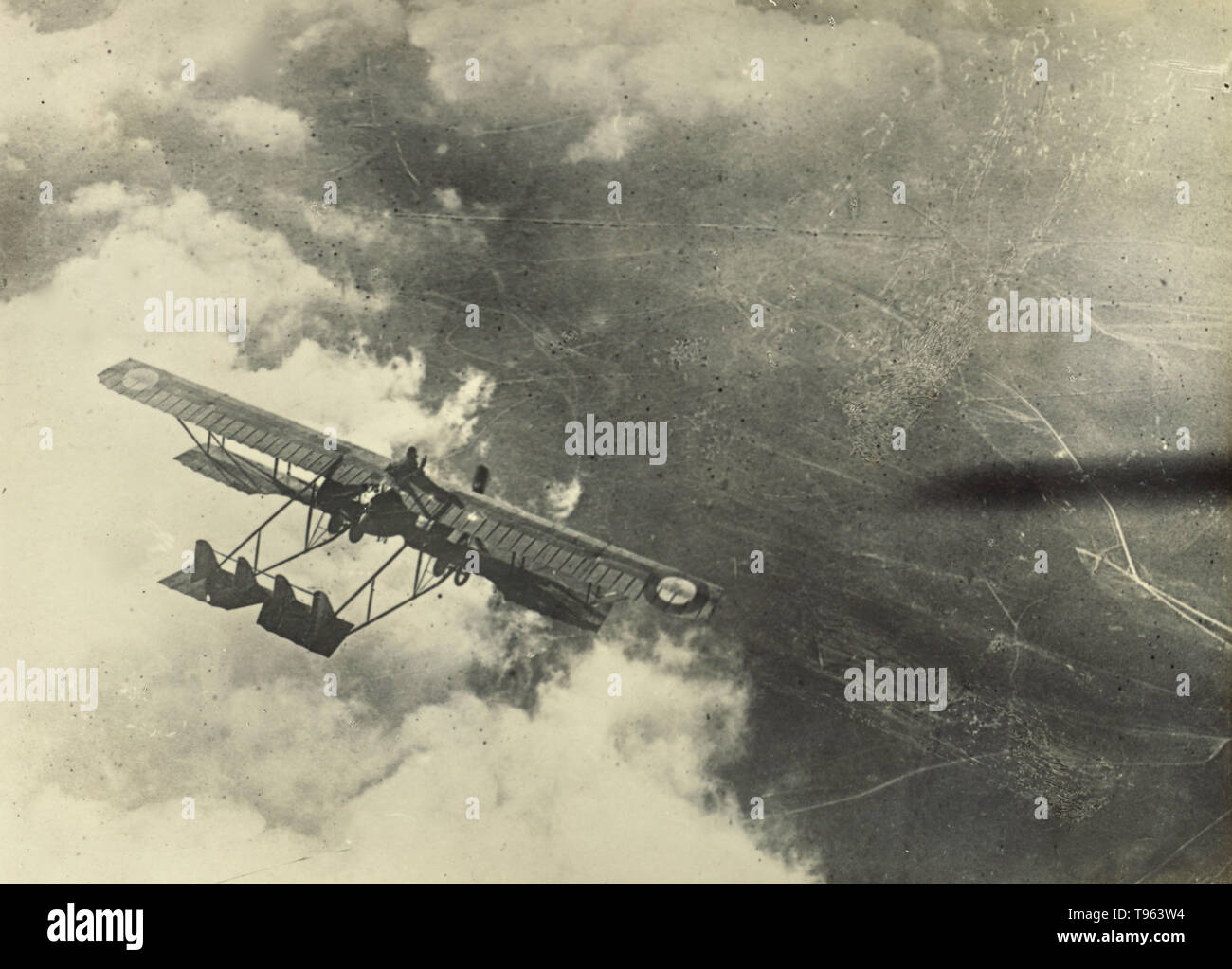 Flying airplane, World War 1. Fedele Azari (Italian, 1895 - 1930); Milan, Italy; 1914 - 1929; Gelatin silver print. Stock Photo