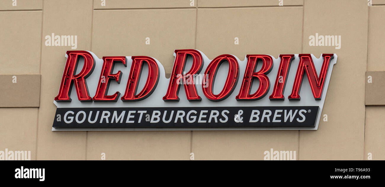 Collegeville, PA - May 9, 2019: This Red Robin casual dining restaurant serving gourmet burgers and brews is at the Providence Town Center. Stock Photo