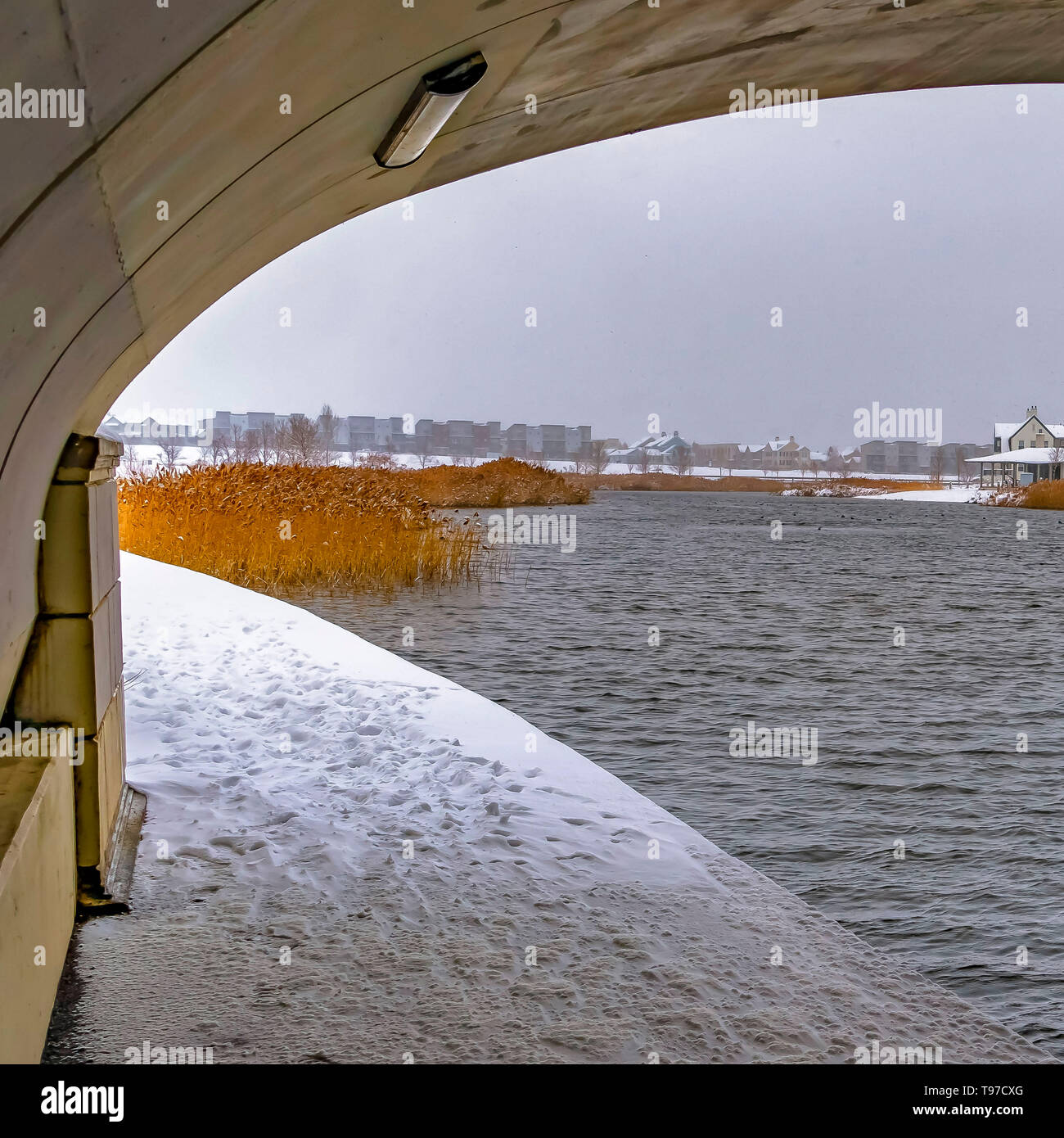 Square Trail under the arched bridge of Oquirrh Lake Stock Photo Alamy