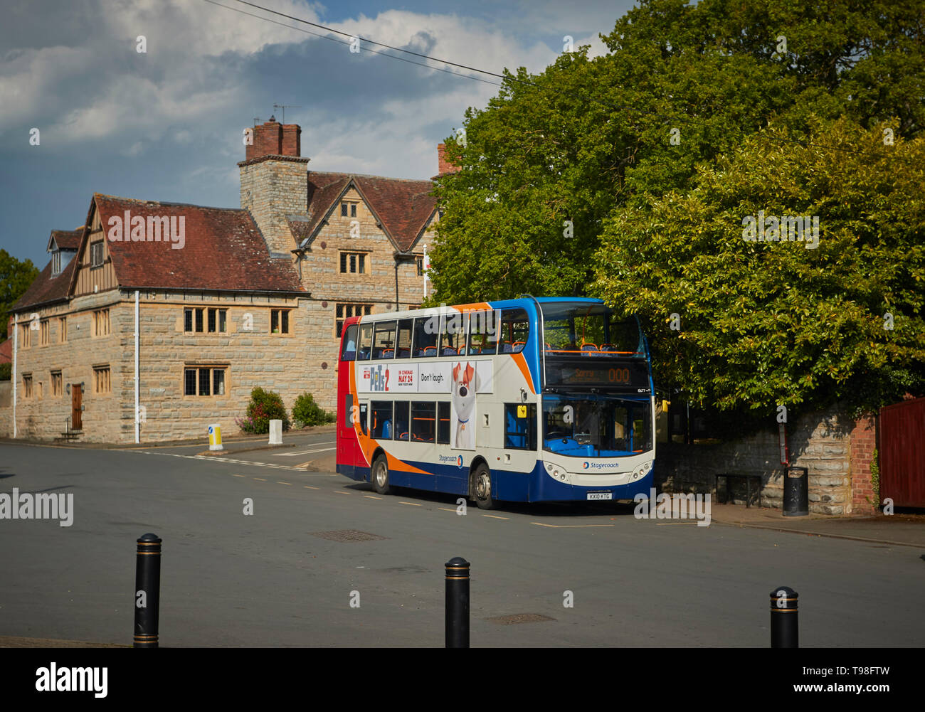 Local bus in BidfordonAvon village centre, Alcester, Warwickshire