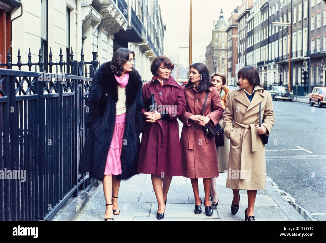 ABORTAR EN LONDRES (1977 Stock Photo Alamy