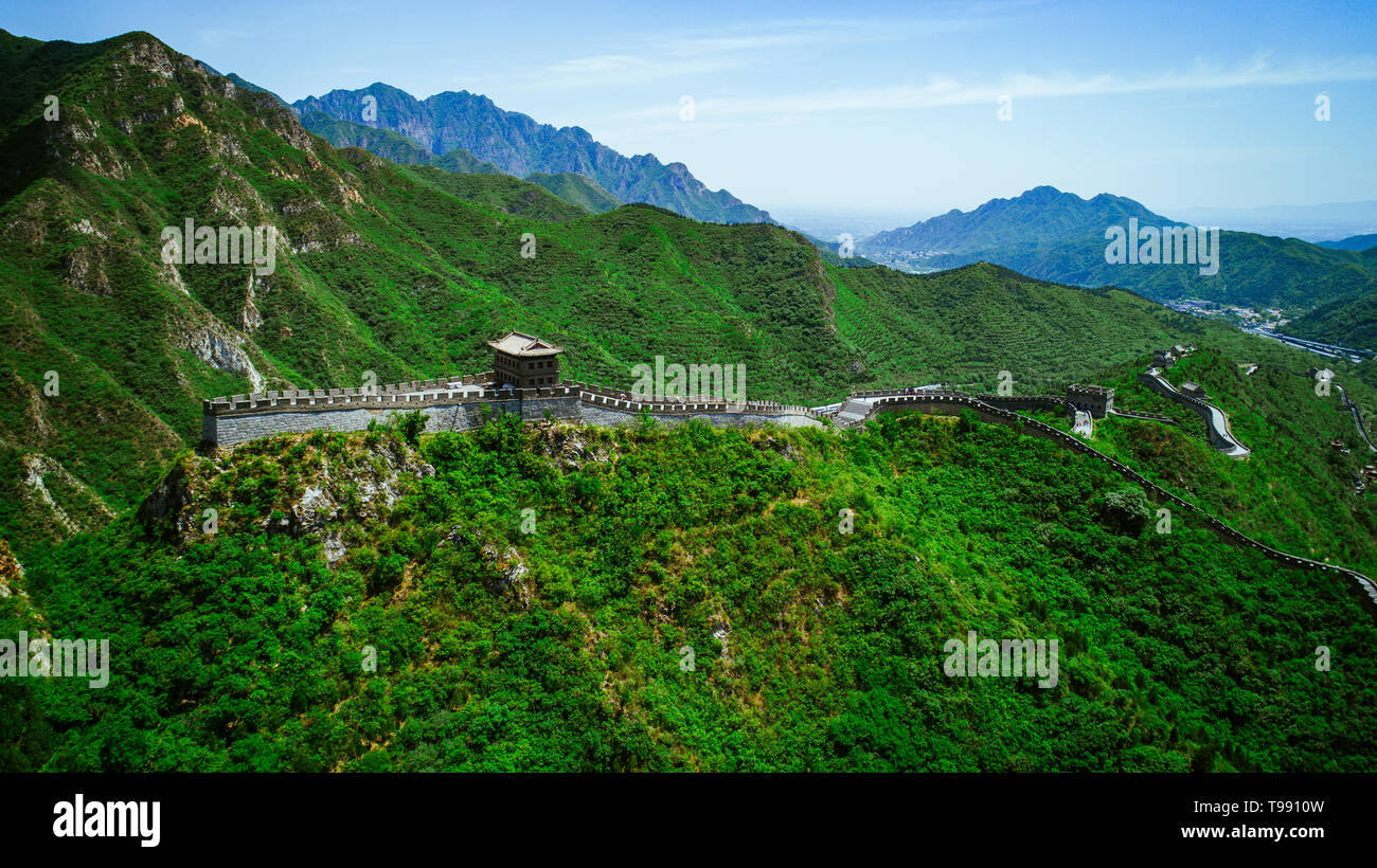 The great wall of china aerial hi-res stock photography and images - Alamy