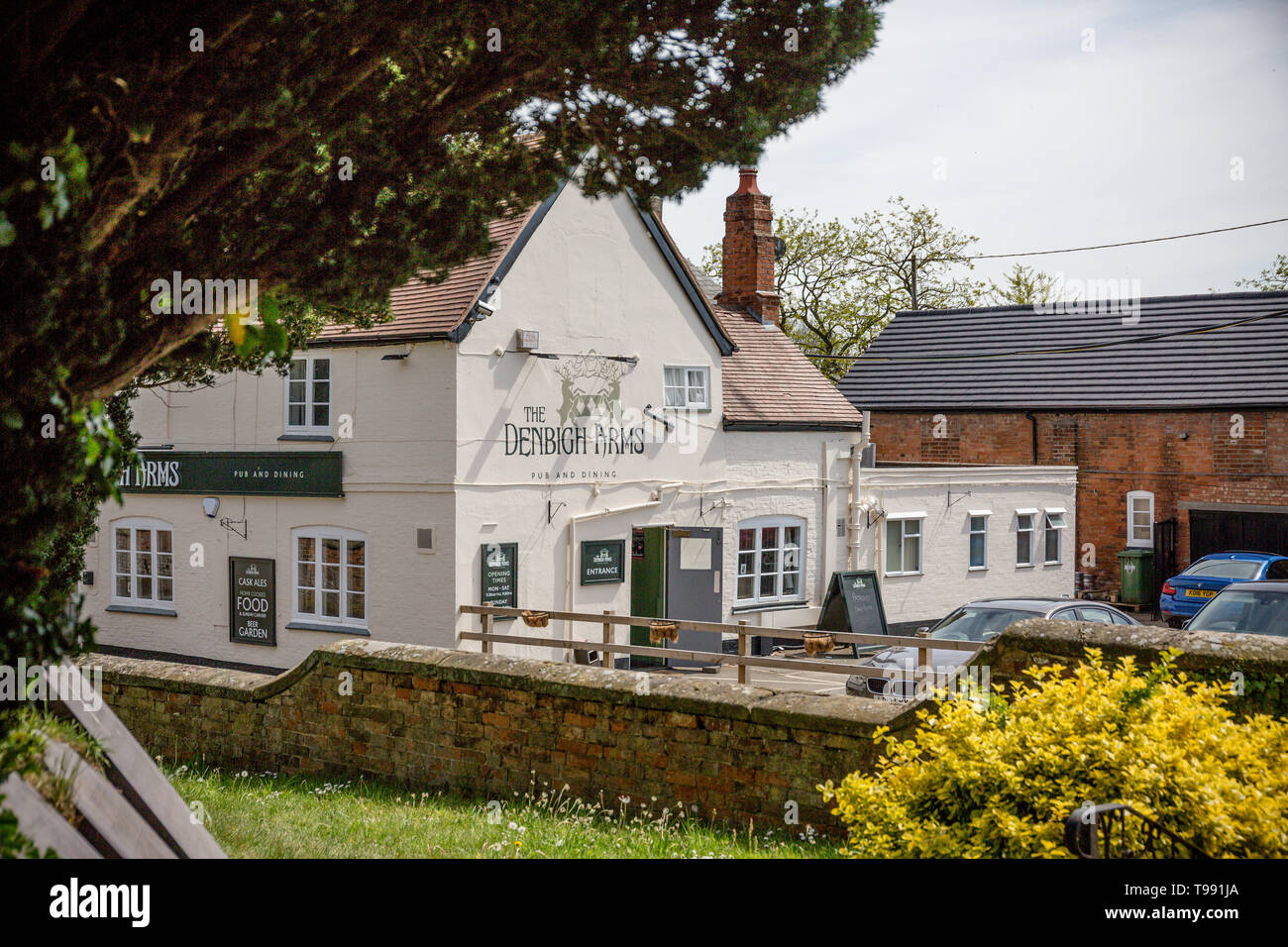 The Denbigh Arms pu in Monks Kirby Stock Photo Alamy