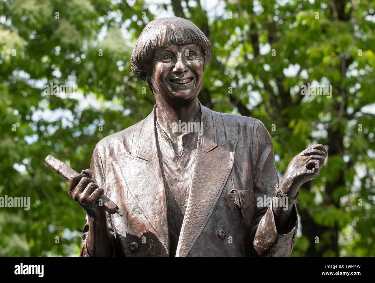 A life-size bronze statue of the late comedian, writer and actor, Victoria Wood is unveiled in Bury town centre. Stock Photo