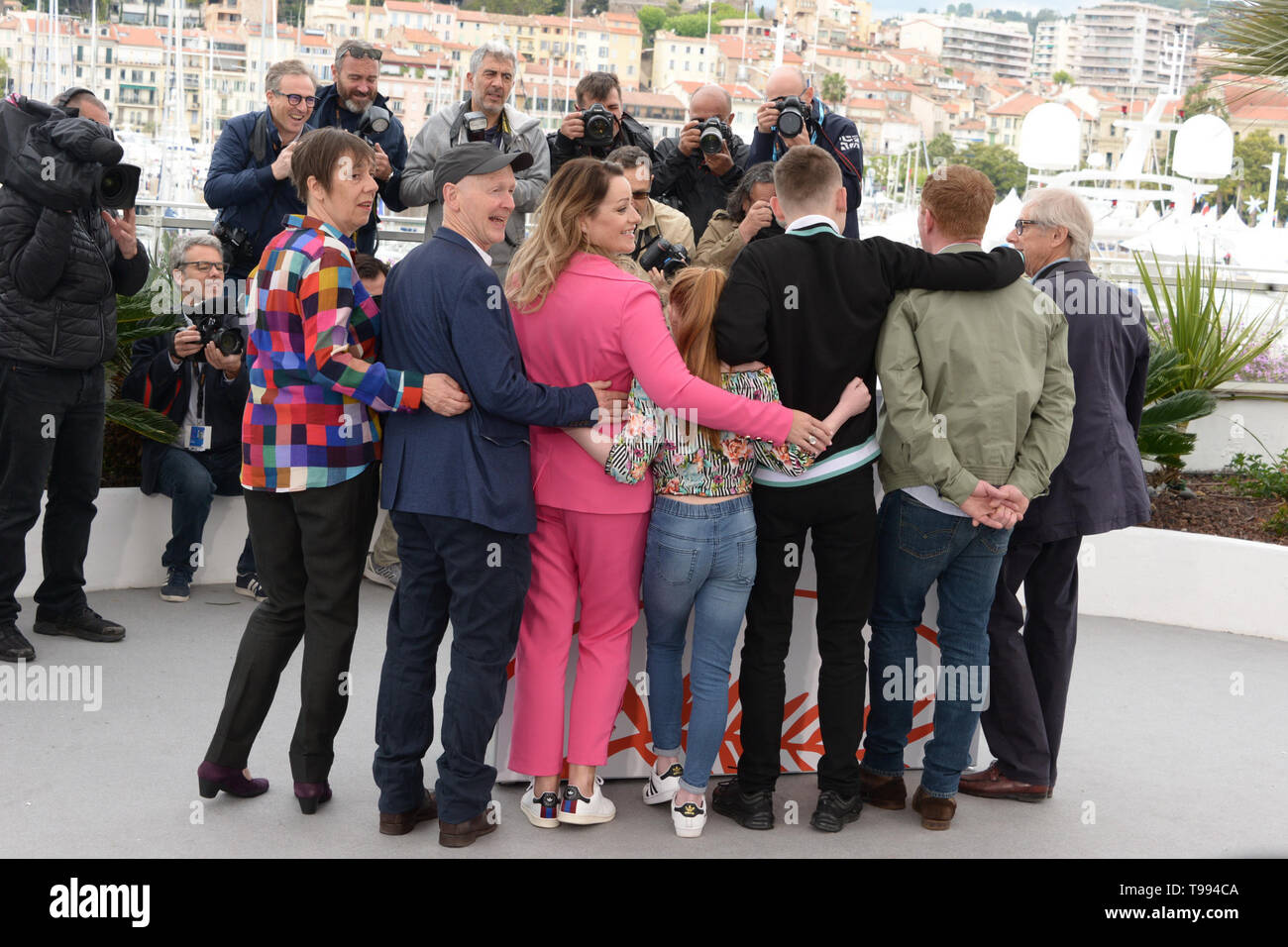 May 17, 2019 - Cannes, France - Debbie Honeywood, Katie Proctor, Rhys Stone, Kris Hitchen and Ken Loach attend the ''Sorry We Missed You'' Photocall during the 72nd annual Cannes Film Festival on May 17, 2019 in Cannes, France (Credit Image: © Frederick InjimbertZUMA Wire) Stock Photo
