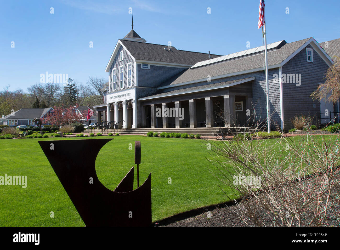 The Cape Cod Museum of Art - Dennis, Massachusetts, USA. Outdoor sculpture in the foreground Stock Photo