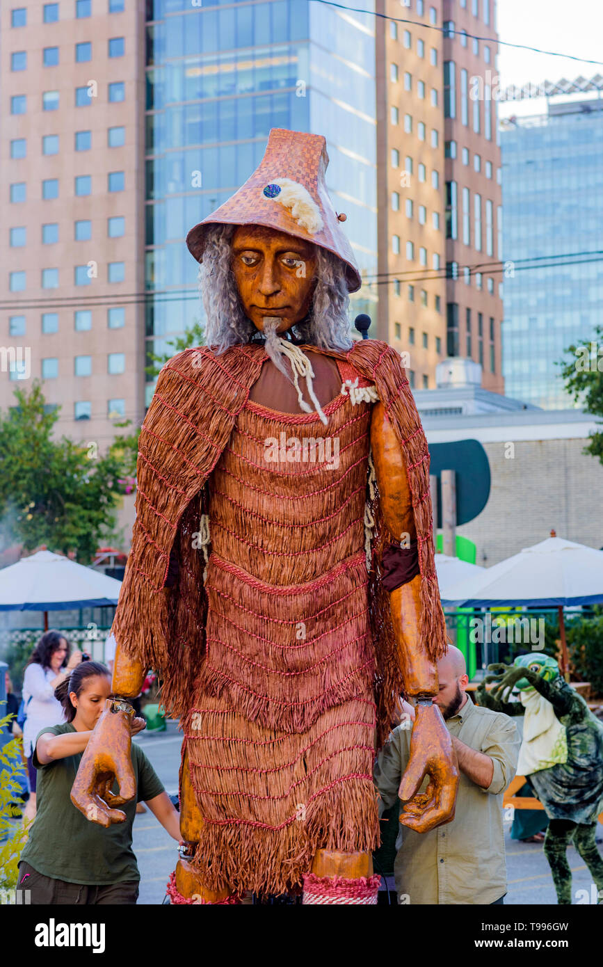 Mortal Coil's, First Welcome,  Giant Coast Salish puppet, Hych'ka, Drum is Calling Festival, Canada Vancouver, British Columbia, Canada. Stock Photo