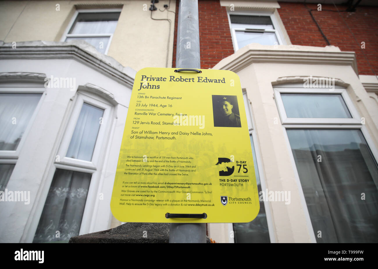 Is part 119 plaques honouring men hires stock photography and images