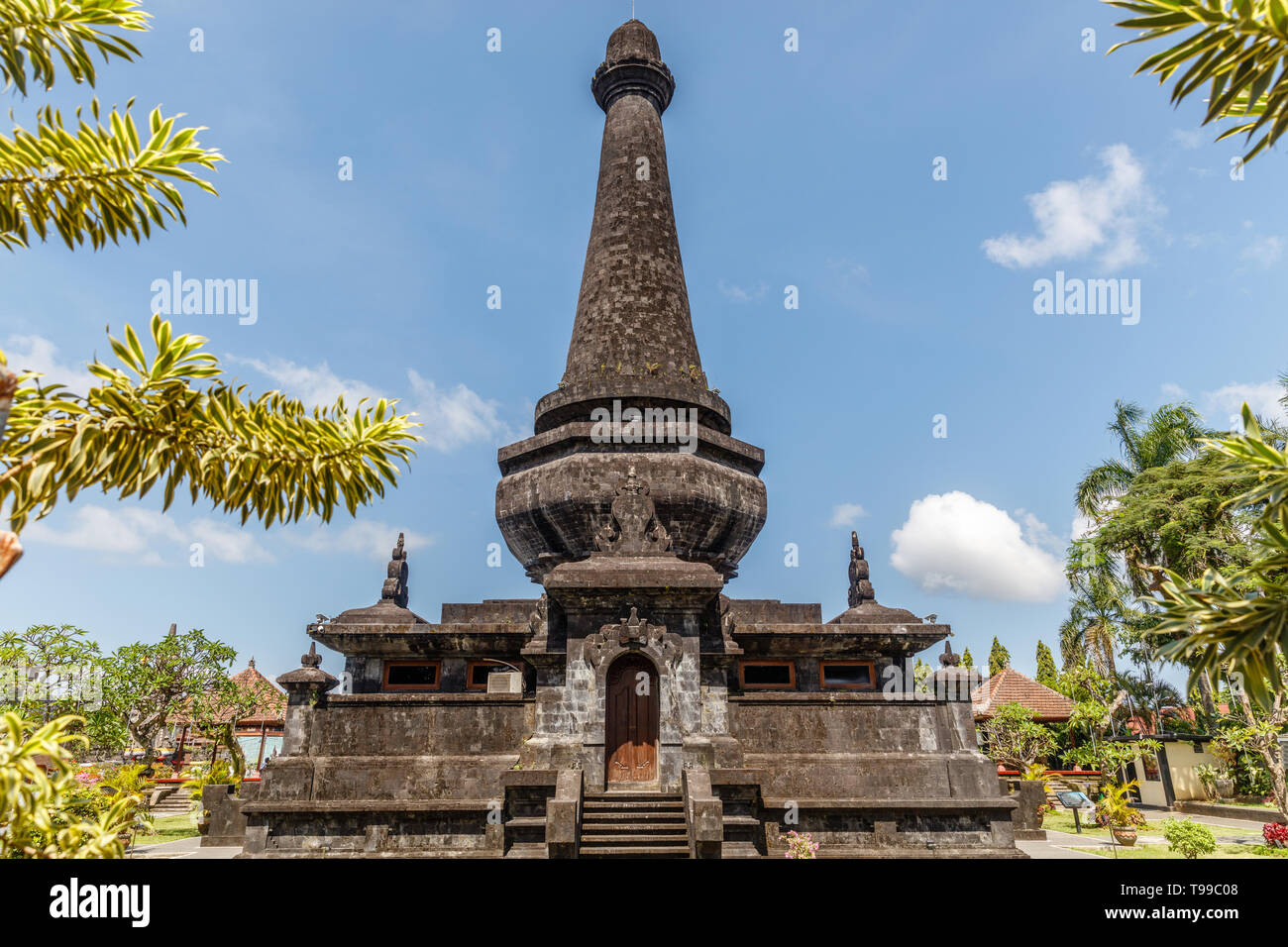Puputan Klungkung Monument in Semarapura, Klungkung, Bali Stock Photo -  Alamy