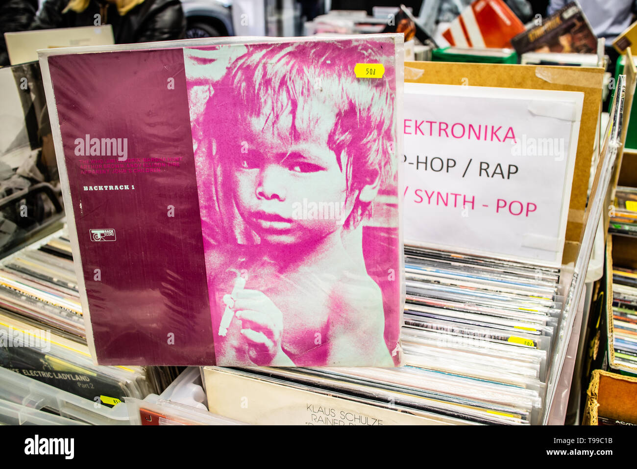 Backtrack hi-res stock photography and images - Alamy