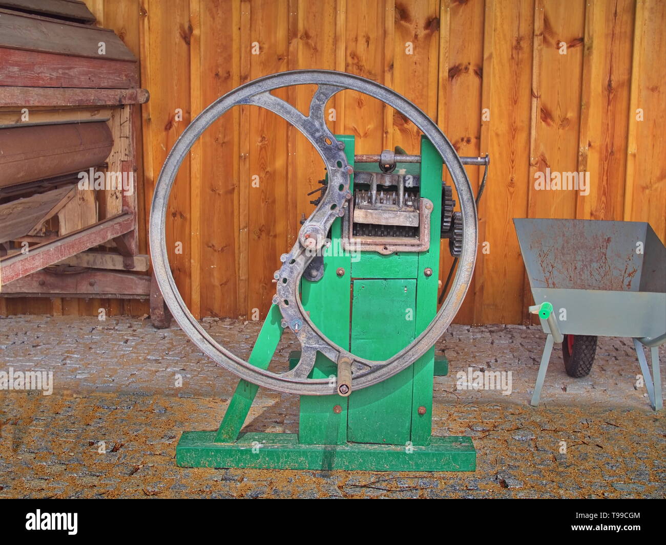 Vintage grain separator hi-res stock photography and images - Alamy