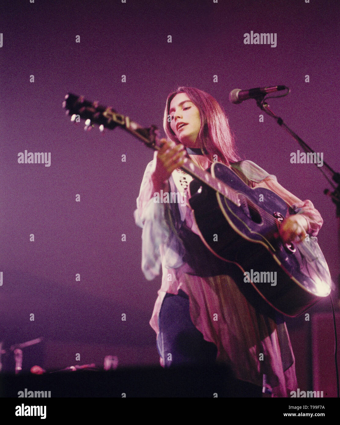 Emmylou Harris, Nijmegen, Netherlands - 1976,  (Photo Gijsbert Hanekroot) Stock Photo