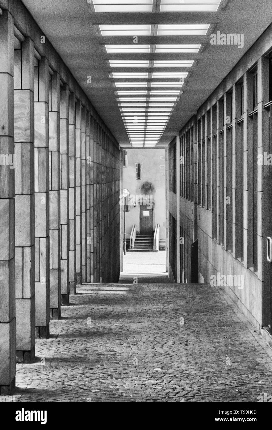 Frankfurt hauptwache Black and White Stock Photos & Images - Alamy