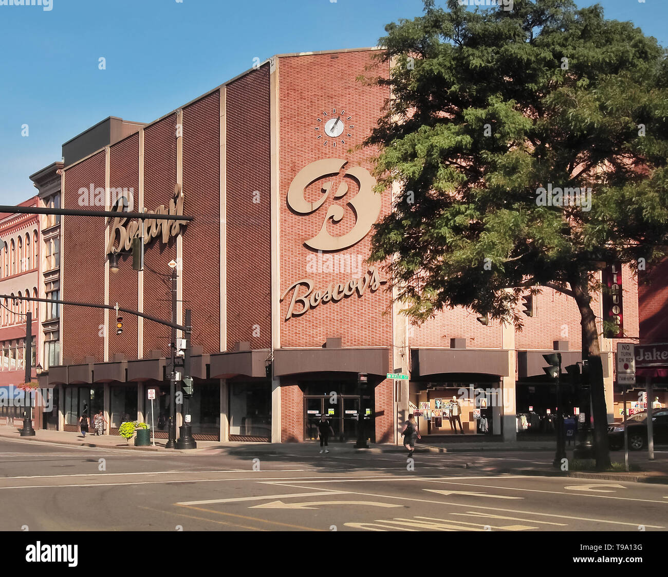 New york vintage clothing store hires stock photography and images Alamy