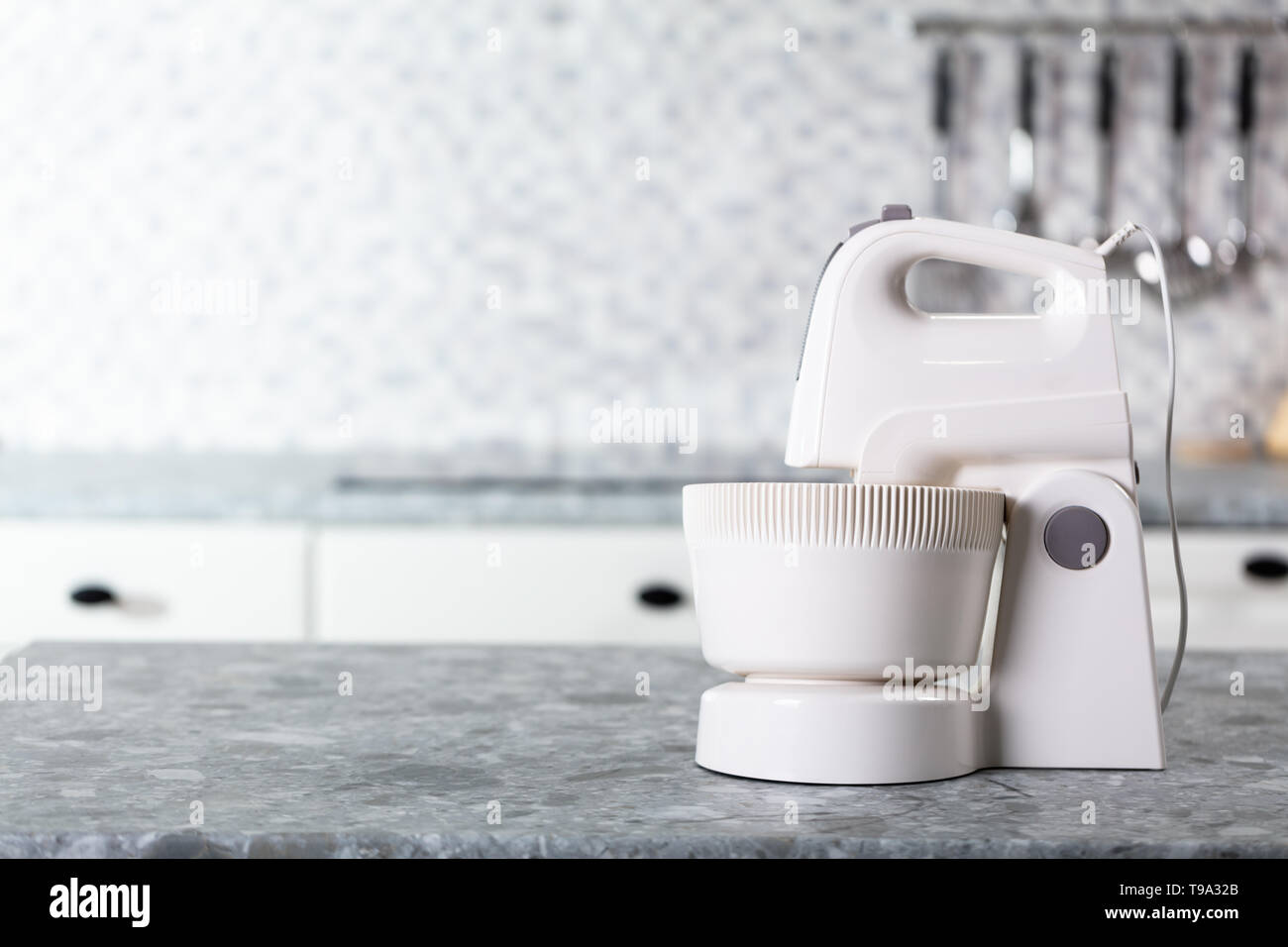 Stand mixer hires stock photography and images Alamy