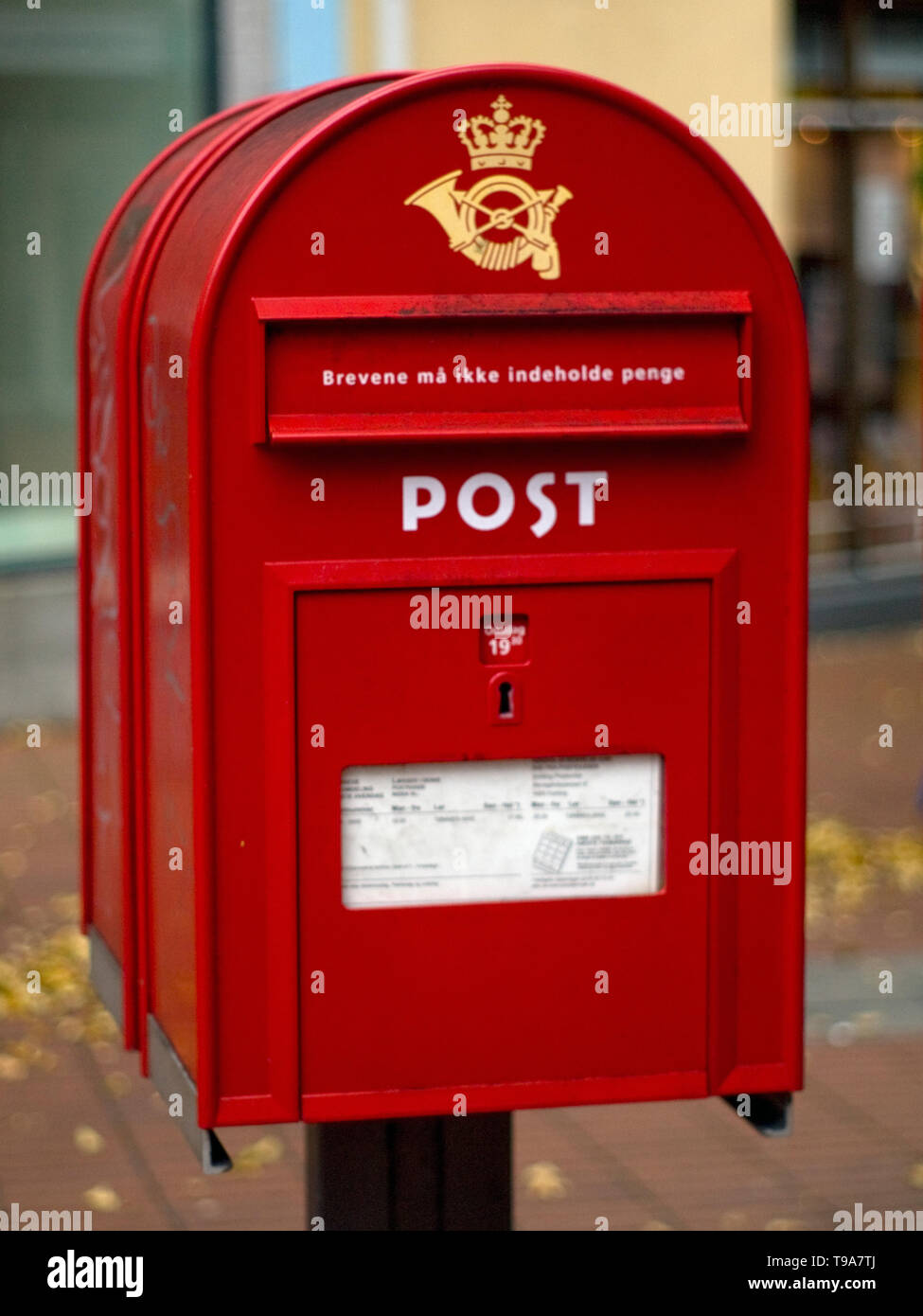 Rote Briefkästen in Dänemark / red letterbox, mail box in denmark Stock Photo