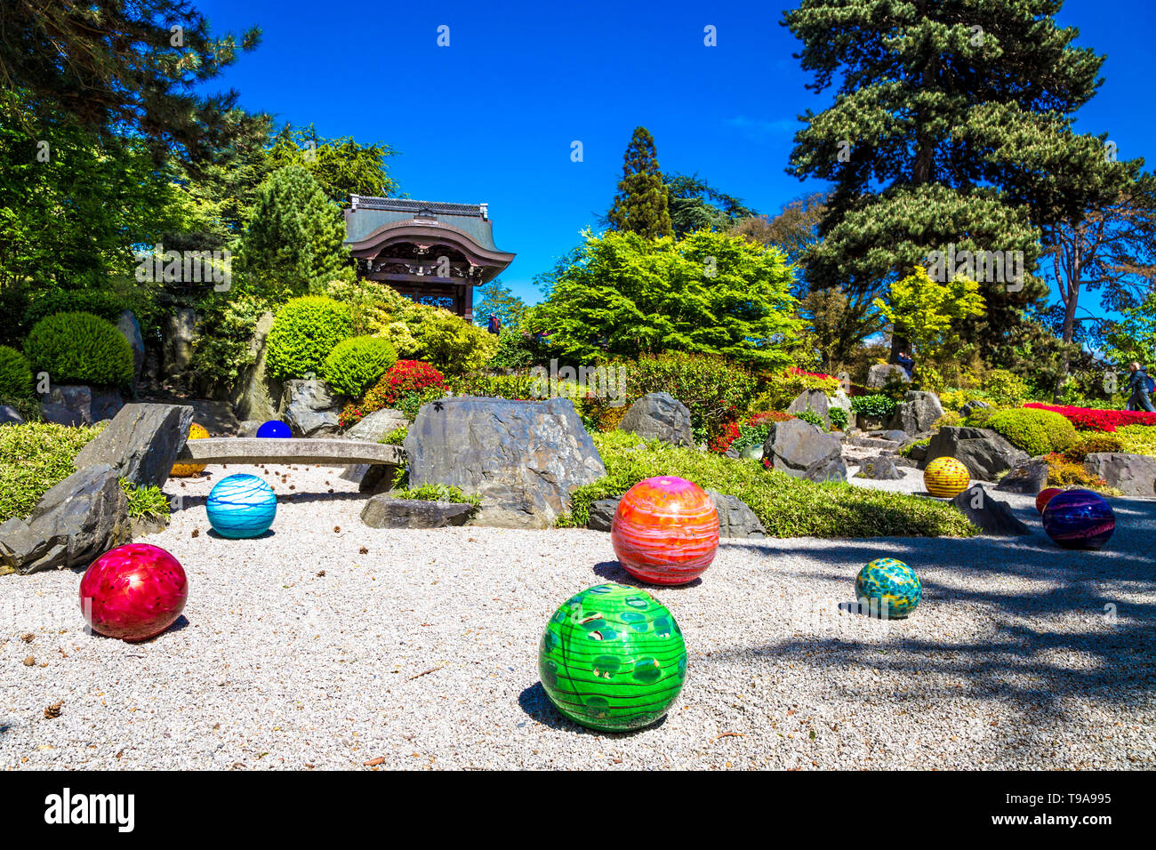 4th May 2019 - 'Niijima Floats' glass sculptures by Dale Chihuly as part of temporary exhibition at Kew Gardens, London Stock Photo
