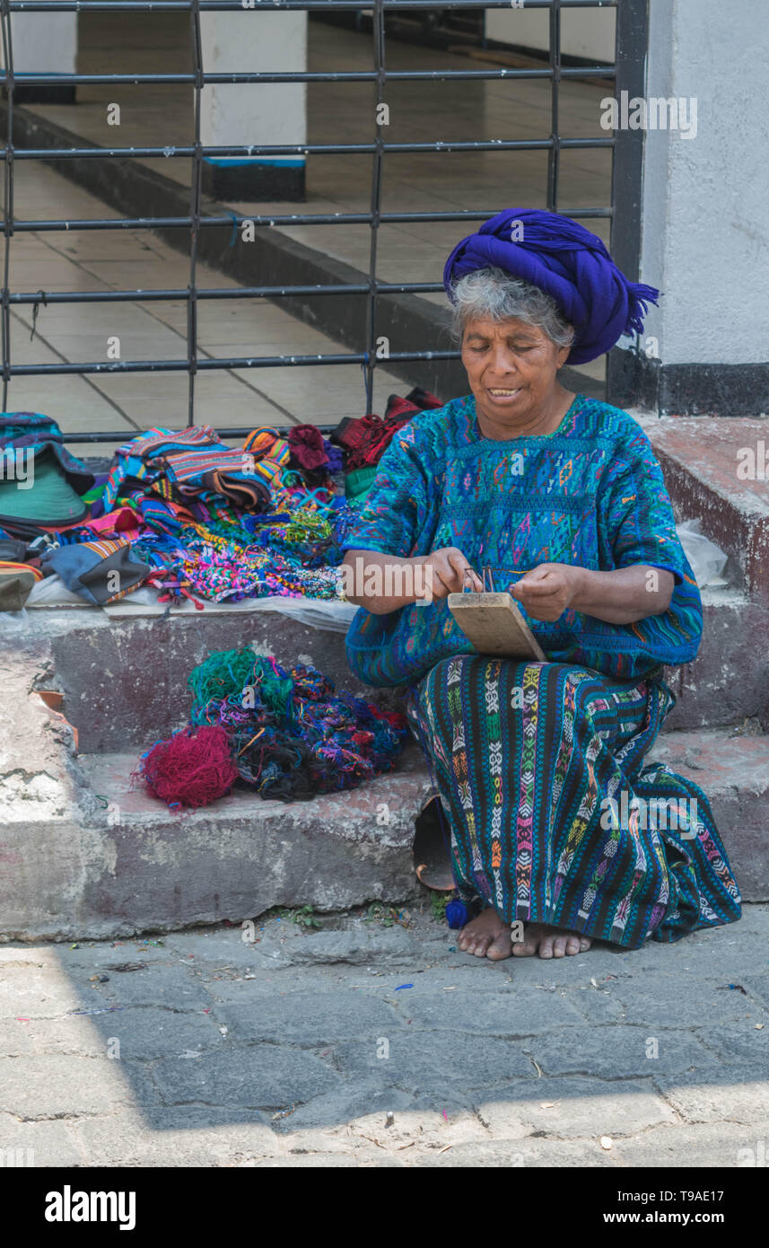 Traditional Guatemalan Weaving Hi-res Stock Photography And Images - Alamy