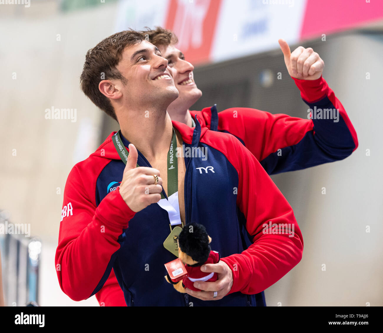 Matty lee dive hires stock photography and images Alamy
