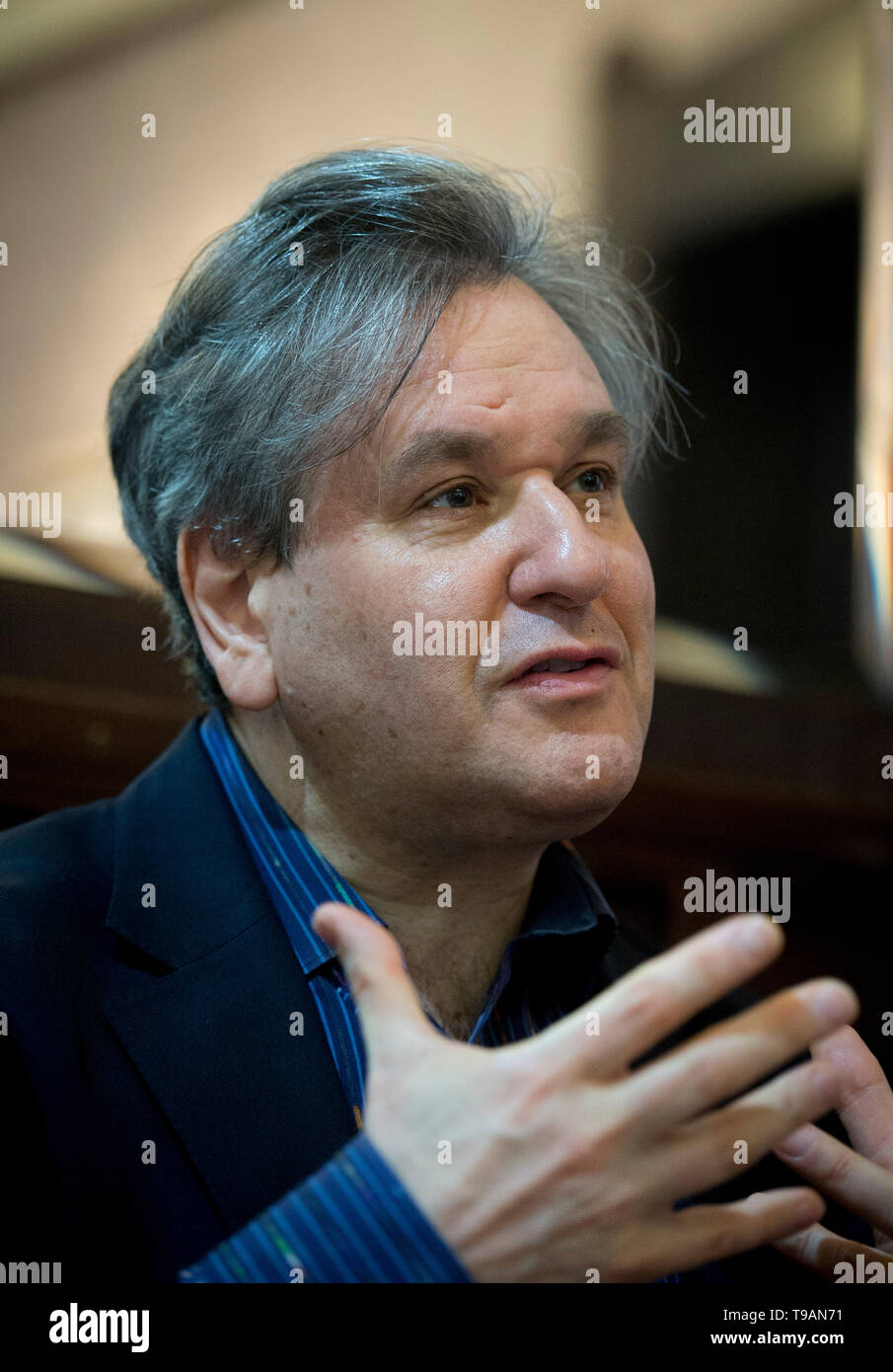 Prague, Czech Republic. 17th May, 2019. Chief conductor Sir Antonio Pappano attends the press conference prior to Concert by Orchestra dell'Accademia Nazionale di Santa cecilia Roma during the Prague Spring International Music Festival in Prague, Czech Republic, May 17, 2019. Credit: Katerina Sulova/CTK Photo/Alamy Live News Stock Photo